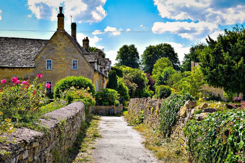 traditional cotswold house on the outskirts of cirencester